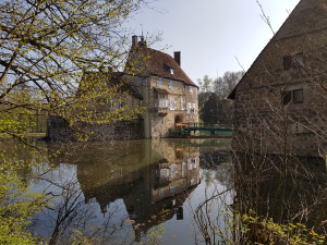 Vischering castle - would be nice to live there :)