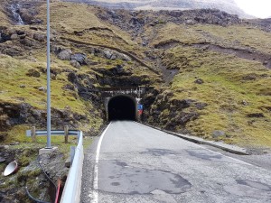 Passing some of this small tunnels to get to my goal