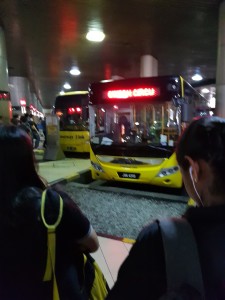 Border crossing busses